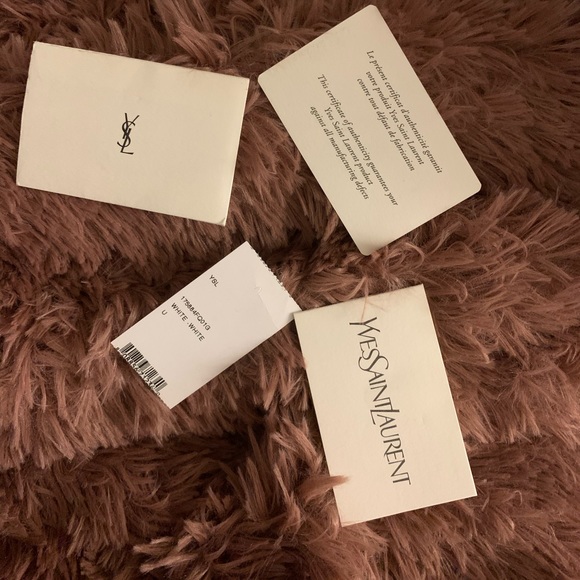 Yves Saint Laurent Downtown Tote - Picture 5 of 8